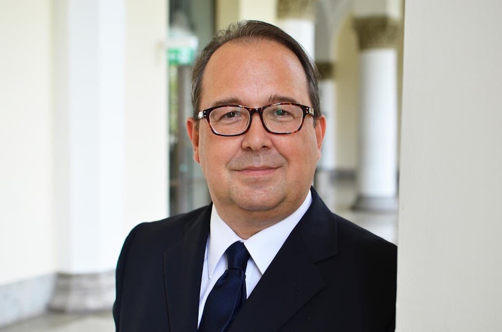 DR. THORN RECHTSANWÄLTE Fachanwalt Arbeitsrecht München – Anwälte bei Kündigung Aufhebungsvertrag Abfindung